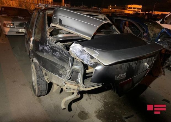 Abşeronda zəncirvari qəza: Üç maşın toqquşdu, bir nəfər ağır xəsarət aldı – FOTO